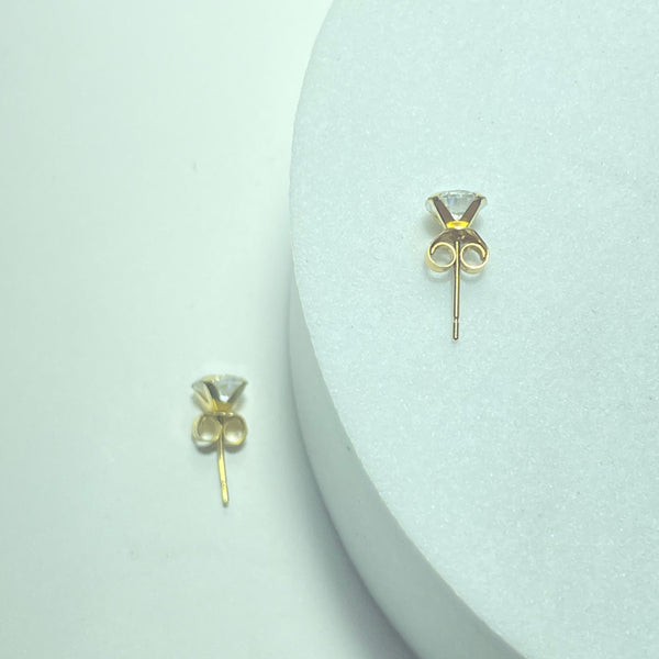Boucles d'oreilles or 18 carats 0,69 g