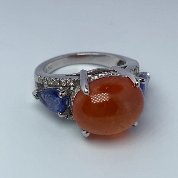 Bague diamants 0,42 carat et Opale de feu or blanc 8,78 g