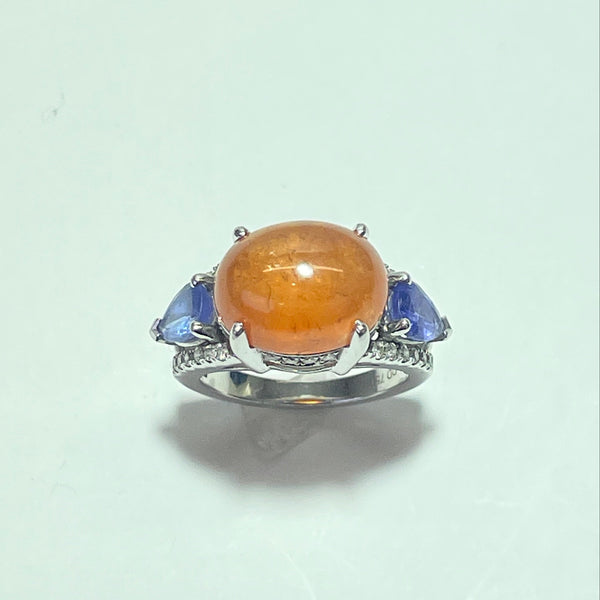 Bague diamants 0,42 carat et Opale de feu or blanc 8,78 g