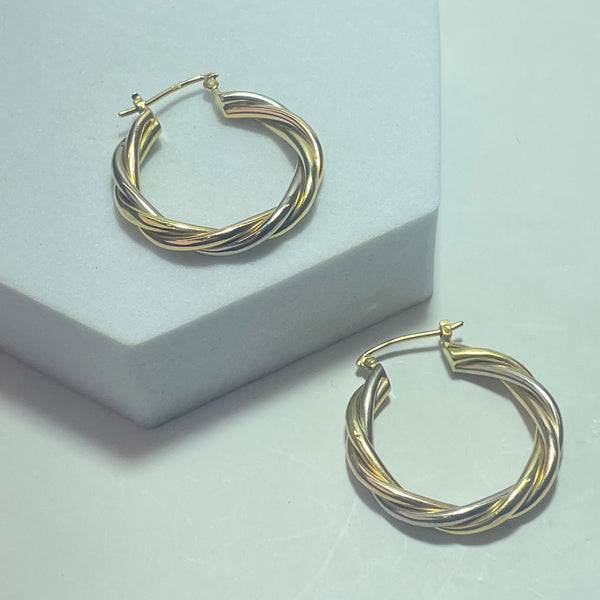 Boucles d'oreilles Or 18 carats 8.89 g