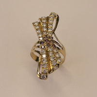 Bague orné de pierres or jaune 4,82 g