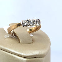 Bague sertie 3 pierres or jaune 7,76 g