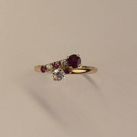 Bague rubis et diamants 0,04 carat or jaune 1,56 g