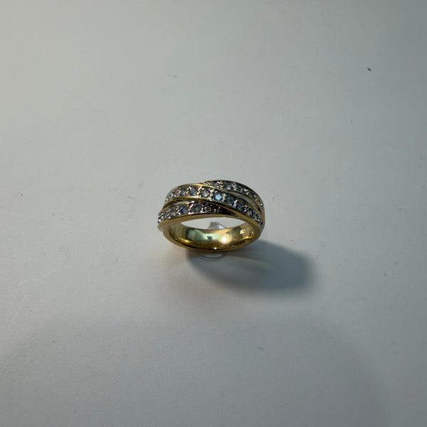 Bague Croisée "Triple Ligne Éclat" en Or Jaune 18K – Pavage de Pierres Brillantes