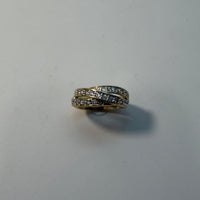 Bague Croisée "Triple Ligne Éclat" en Or Jaune 18K – Pavage de Pierres Brillantes