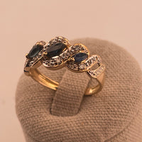 Bague trilogie saphir et diamants 0,06 carat or jaune 2,79 g