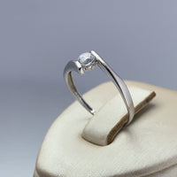 Bague solitaire sertie or blanc 1,49 g