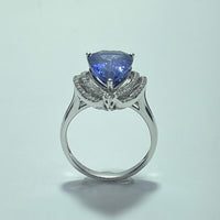 Bague sertie tanzanie et diamants or blanc 6,74 g