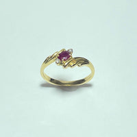 Bague rubis et diamants 0,06 carat or jaune 4,05 g