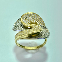 Bague pavée de pierres or jaune 8,1 g