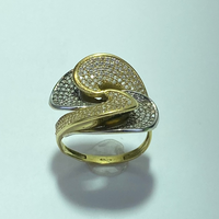 Bague pavée de pierres or jaune 8,1 g