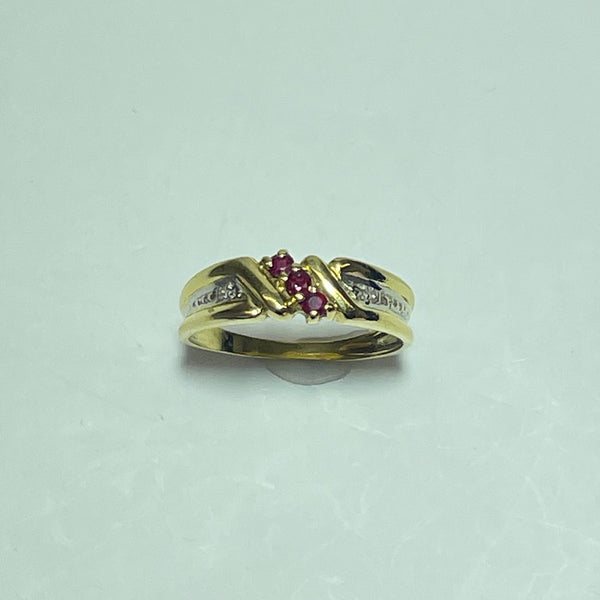 Bague rubis or jaune 2,87 g