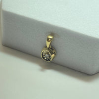 Pendentif avec strass or jaune 18K 0,75 g