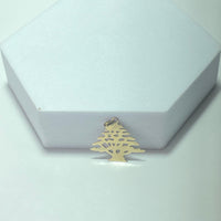 Pendentif cèdre Or 18 carats 0.70 g