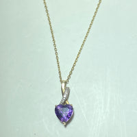Collier avec Pendentif Or 9 carats 1.13 g