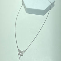 Collier papillon diamants 0,33 carat or blanc 4,74 g