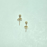 Boucles d'oreille  Or 18 carats 0.33 g